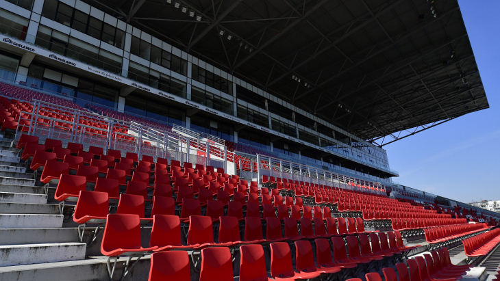 Чемпионат Греции будет проходить без зрителей
