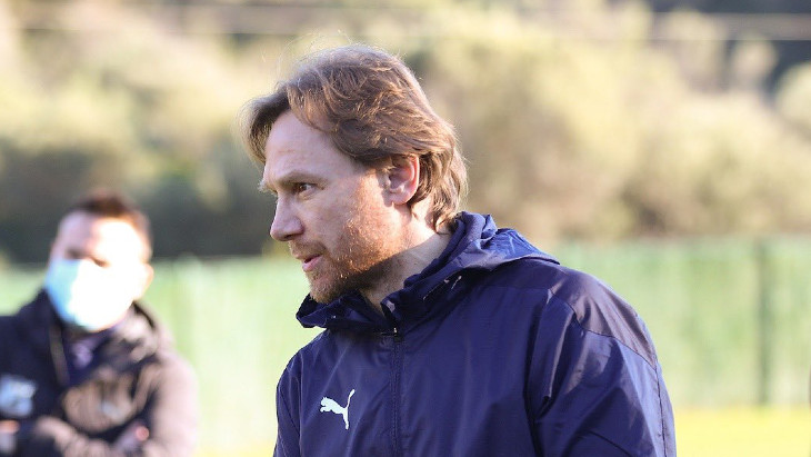 Валерий Карпин