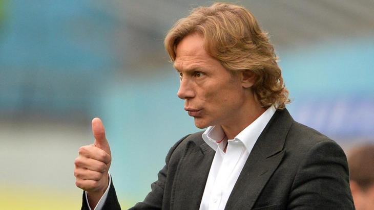 Валерий Карпин