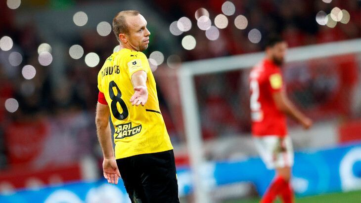 Денис Глушаков