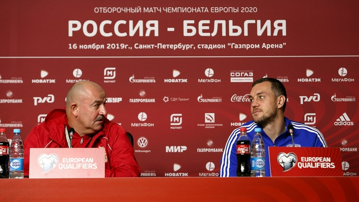 Станислав Черчесов и Артем Дзюба