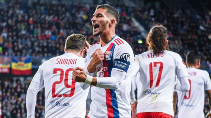 Футболисты «Лиона»