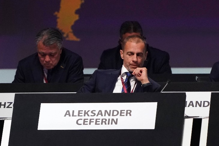 Александер Чеферин