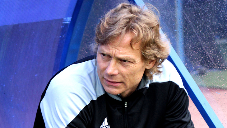 Валерий Карпин