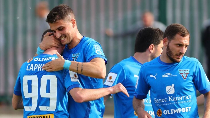 Игроки «Велеса»