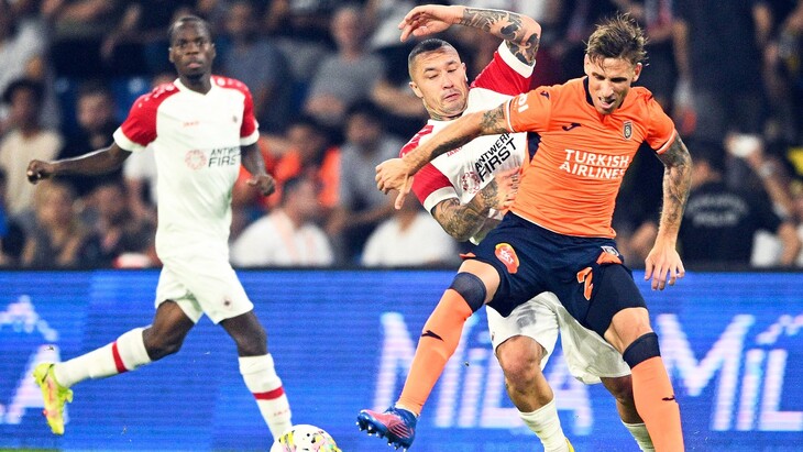 «Истанбул Башакшехир»