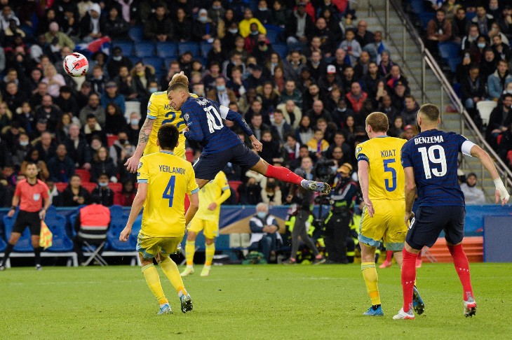 Фрагмент матча Франция — Казахстан