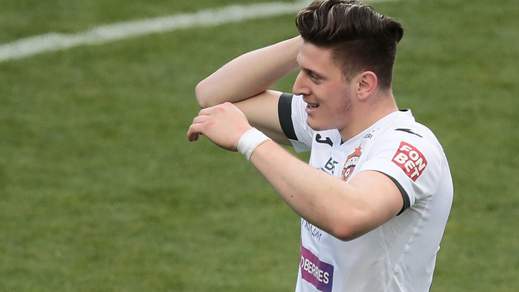 Адольфо Гайч