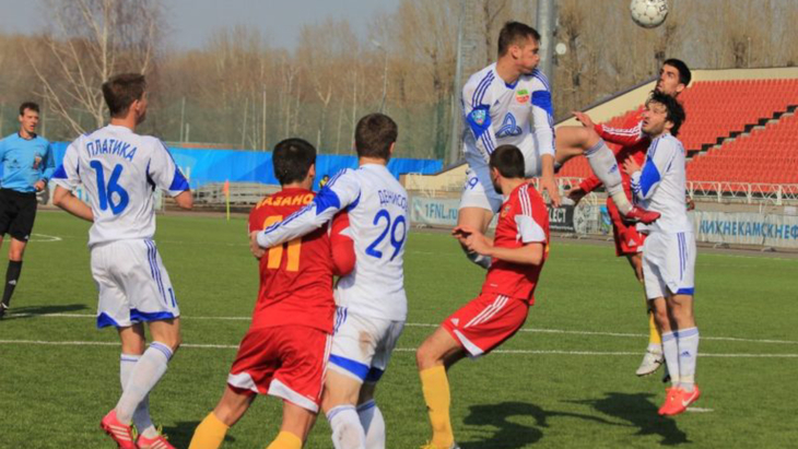 «Нефтехимик» — «Арсенал»