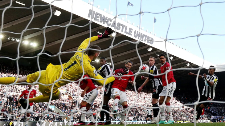 «Ньюкасл» — «МЮ»