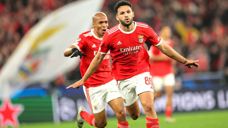 Гонсалу Рамуш и Жоау Мариу