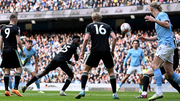 Фрагмент матча «Манчестер Сити» — «Лестер»