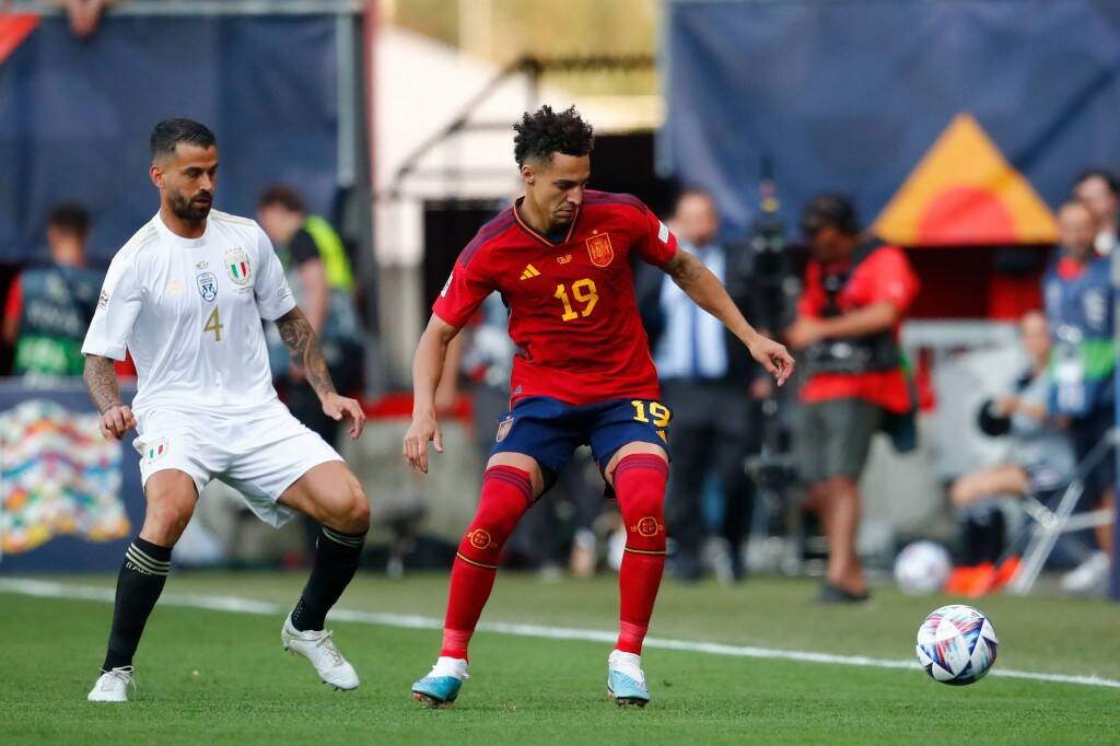 Фрагмент матча Испания — Италия