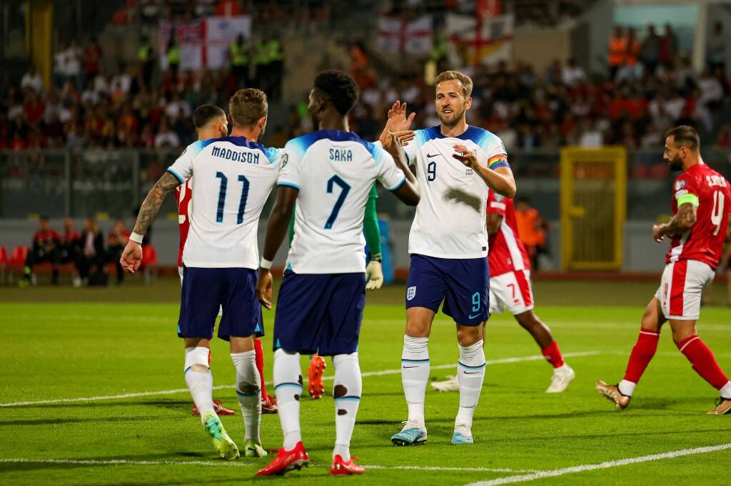 Сборная Англии выходит вперед