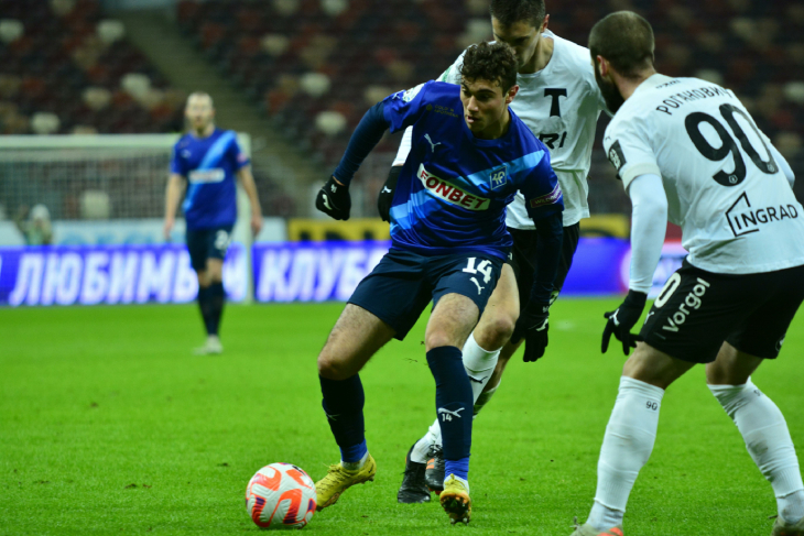 Александр Коваленко