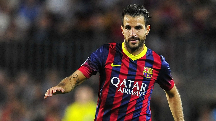 Сеск Фабрегас в футболке «Барселоны»