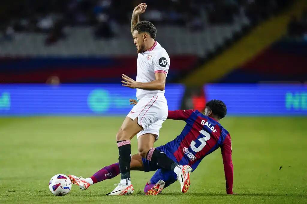 Фрагмент матча Барселона — Севилья