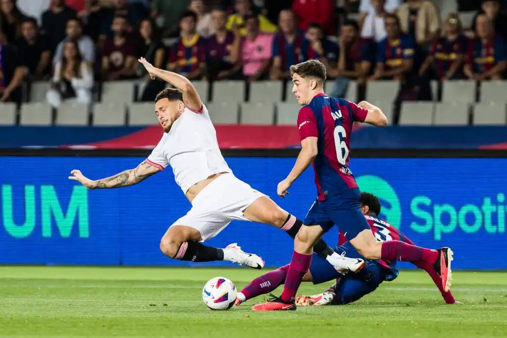 Фрагмент матча Барселона — Севилья