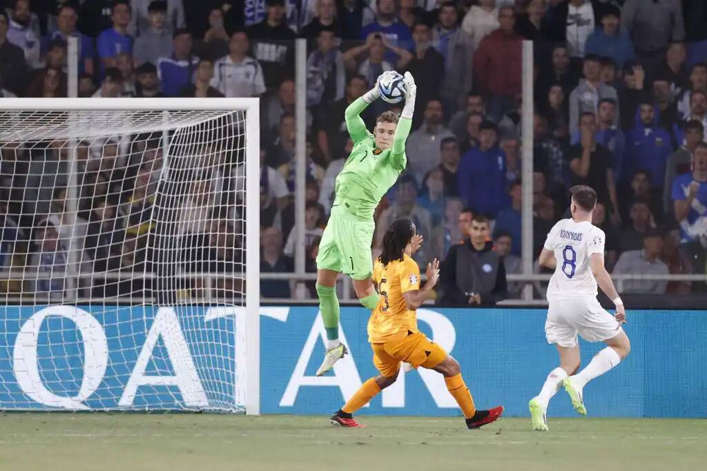 Фрагмент матча Греция — Нидерланды