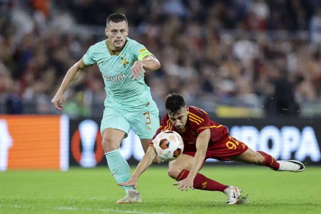 Фрагмент матча Рома — Славия