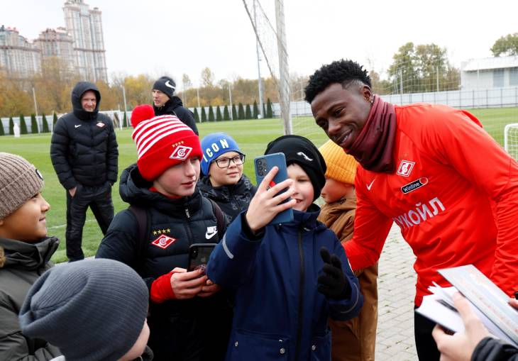 Квинси Промес 