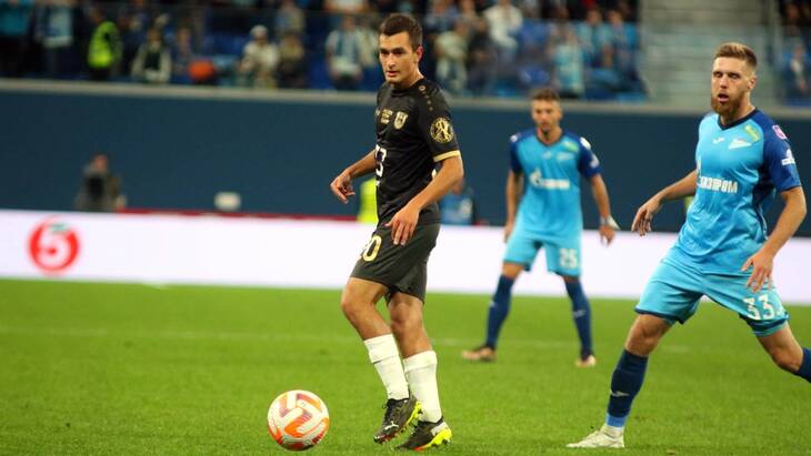 Артур Галоян