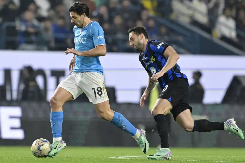 Фрагмент матча Наполи — Интер