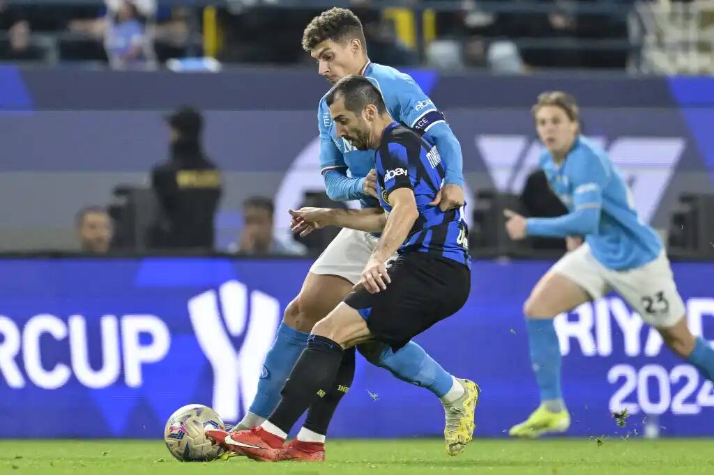 Фрагмент матча Наполи — Интер