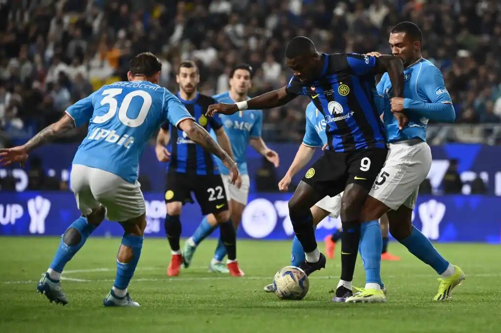 Фрагмент матча Наполи — Интер