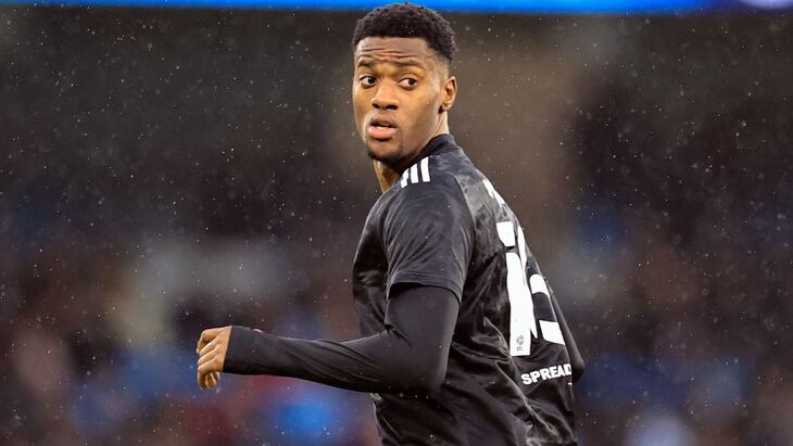 Тосин Адарабиойо