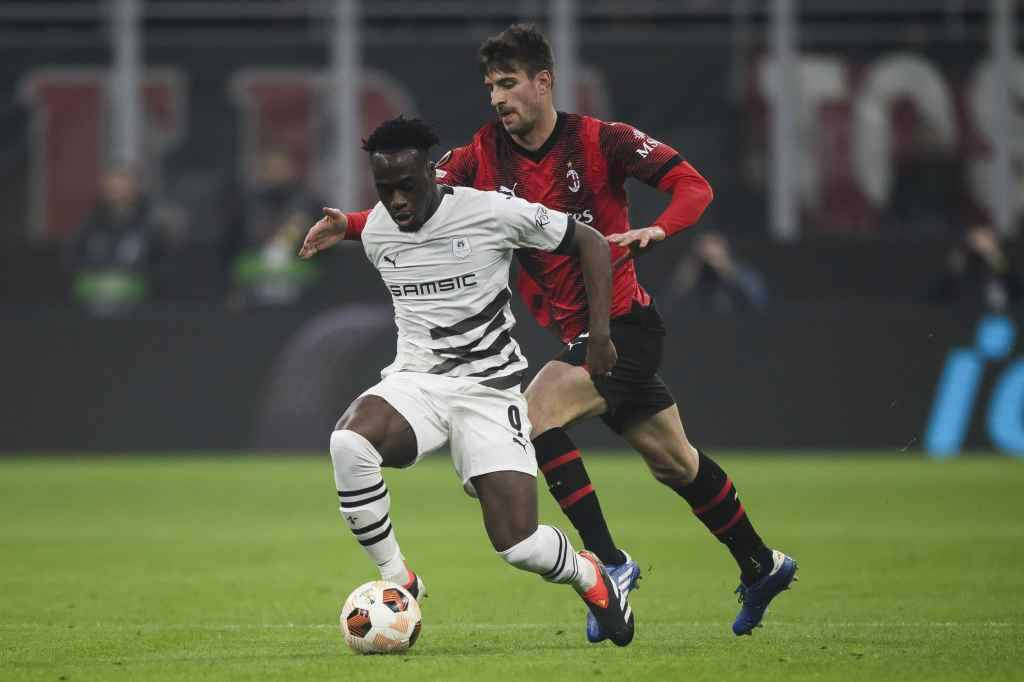 Фрагмент матча Милан — Ренн