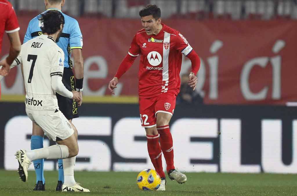 Фрагмент матча Монца — Милан