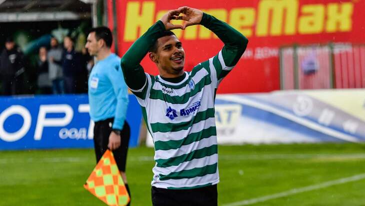 Алекс Фернандес