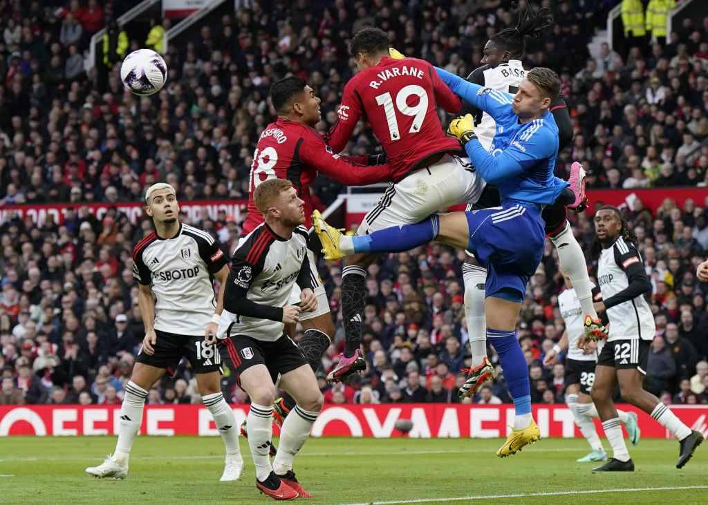 Фрагмент матча Манчестер Юнайтед — Фулхэм