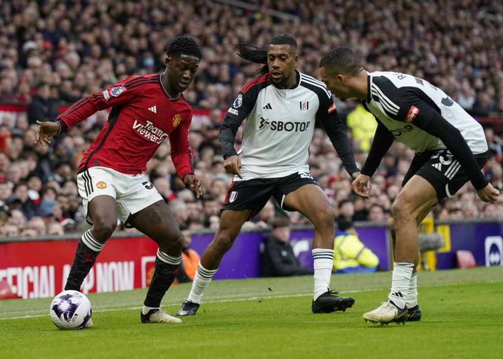 Фрагмент матча Манчестер Юнайтед — Фулхэм