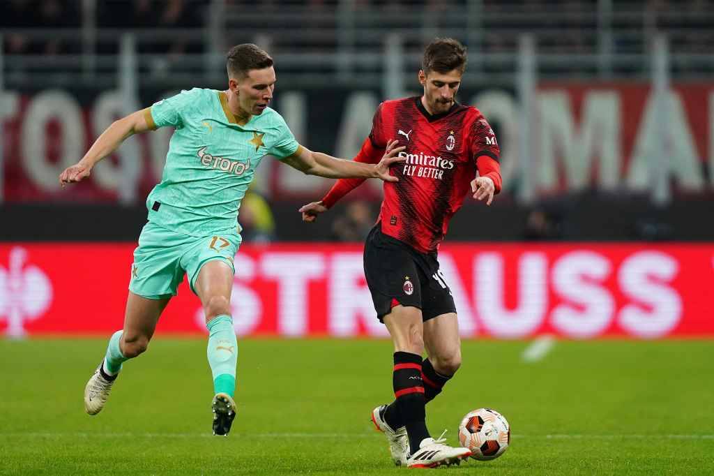 Фрагмент матча Милан — Славия