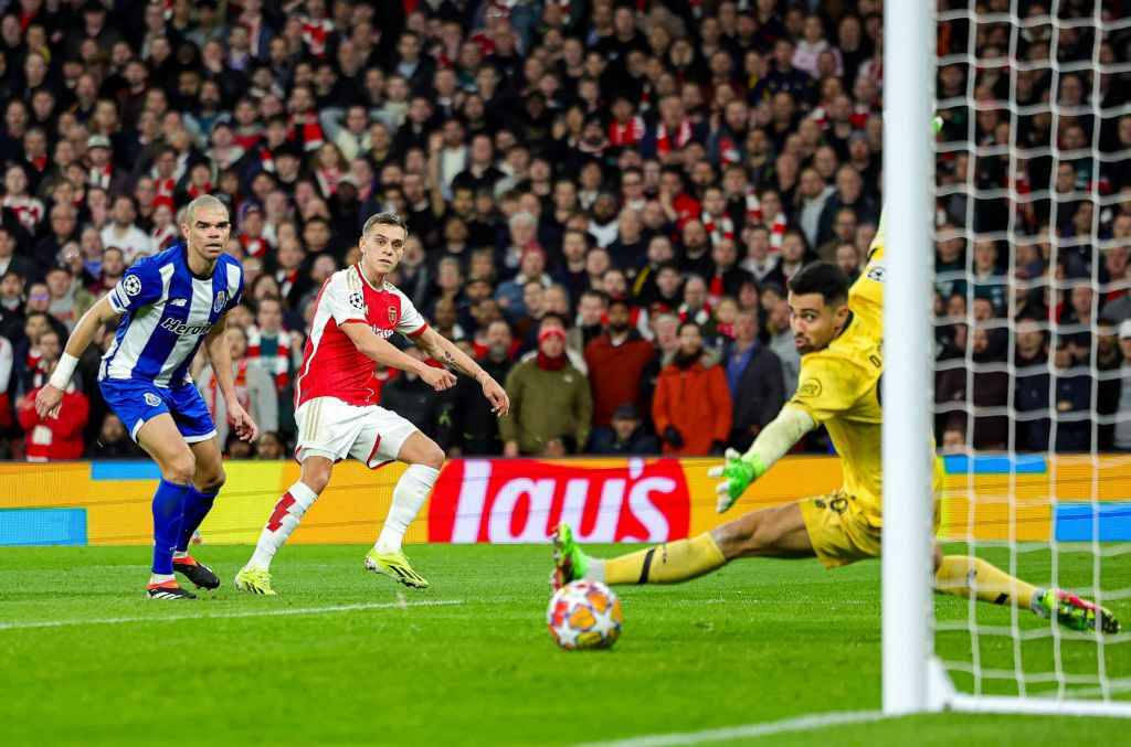 Троссар открывает счет