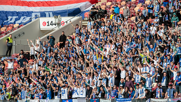 На матче России и Сербии соберется полный стадион