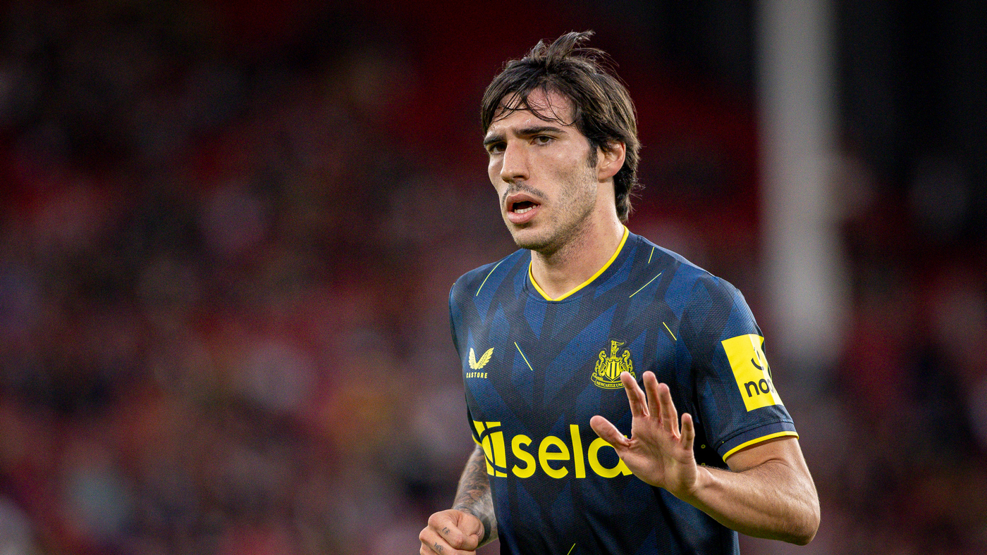 Сандро Тонали