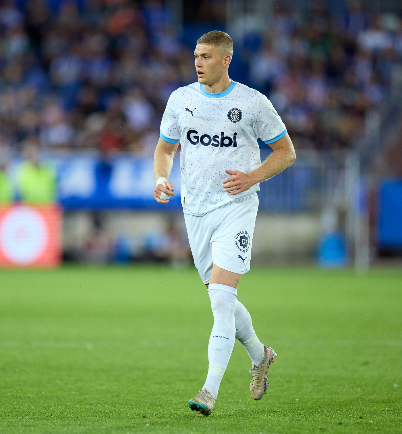 Артем Довбик