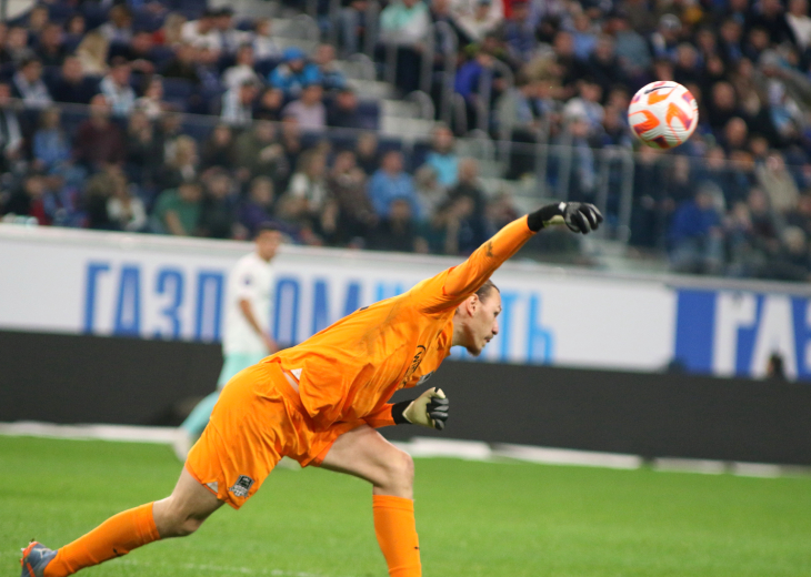 Матвей Сафонов