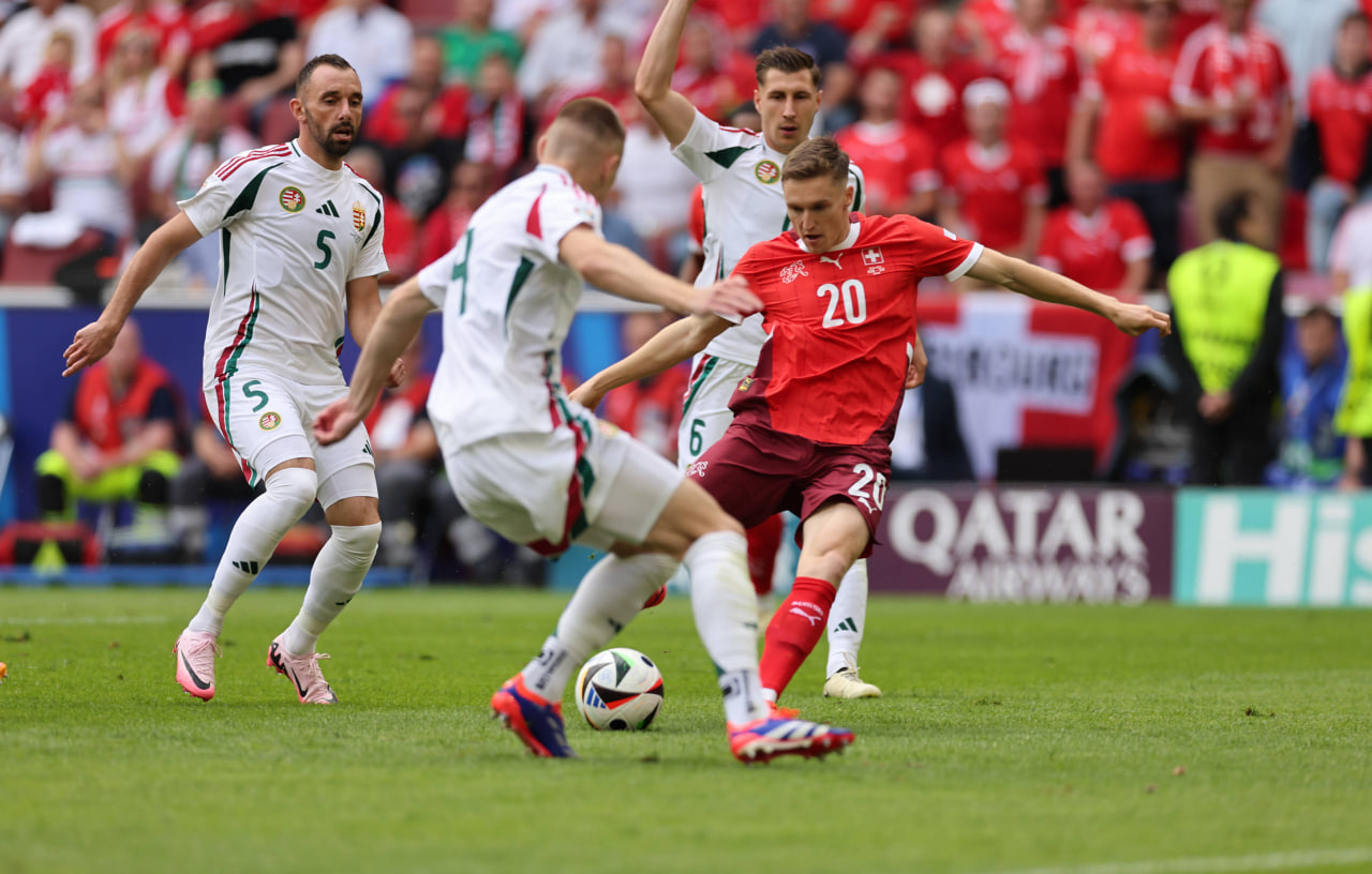 Фрагмент матча Венгрия — Швейцария