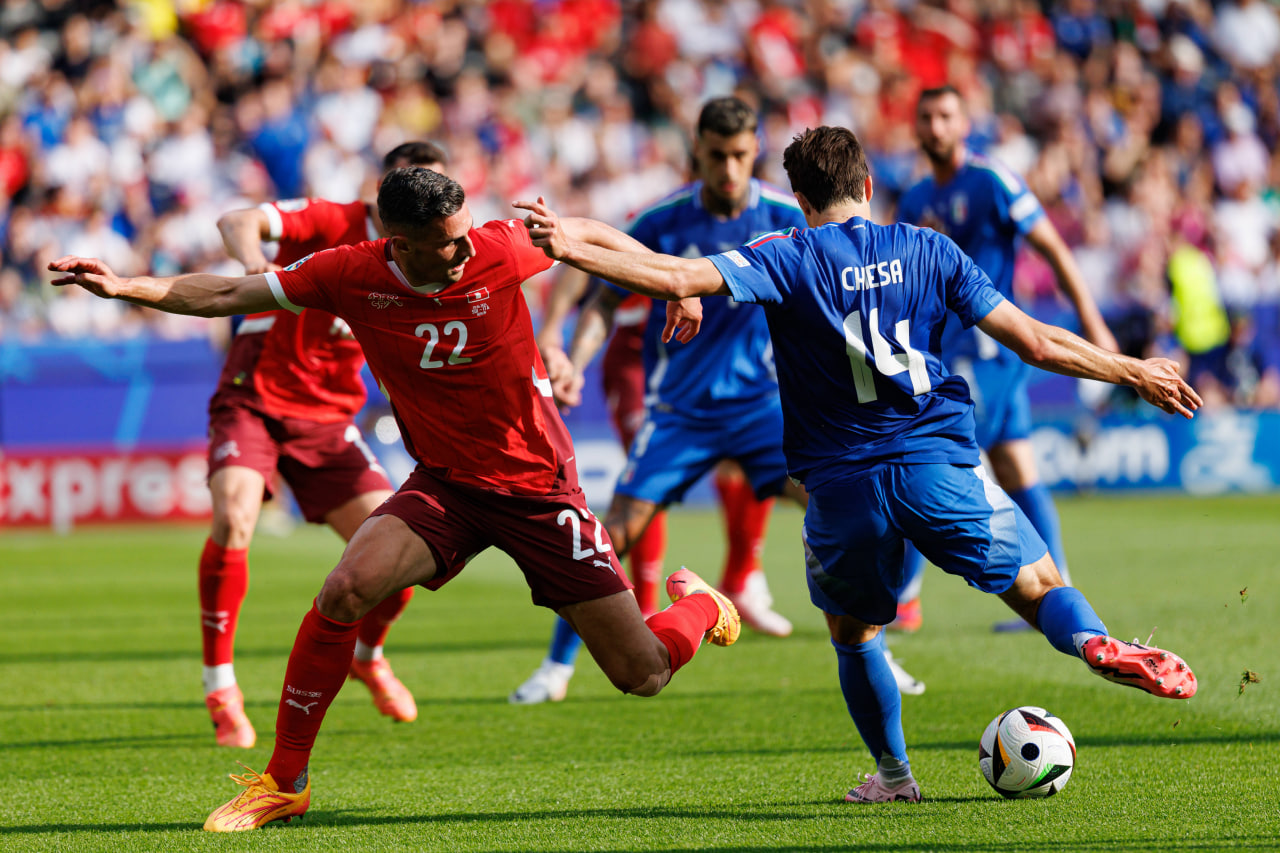 Фрагмент матча Швейцария — Италия