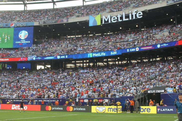 Финал ЧМ-2026 пройдет на арене MetLIfe 