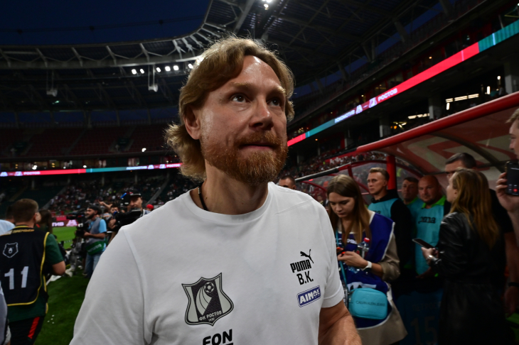 Валерий Карпин 