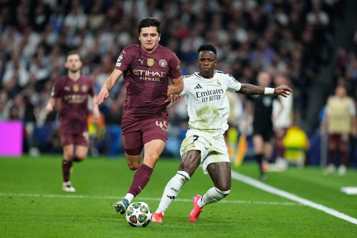 Абдукодир Хусанов и Винисиус Жуниор