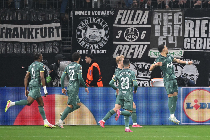 Айнтрахт — Тоттенхэм