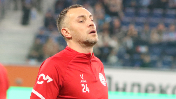 Артем Дзюба — нападающий «Акрона»