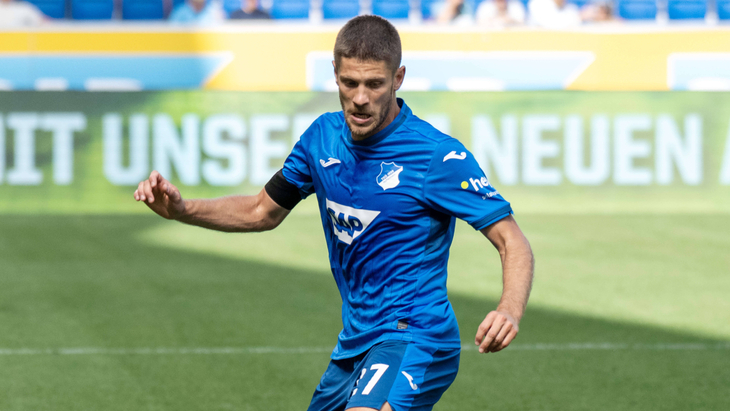 Адам Гложек