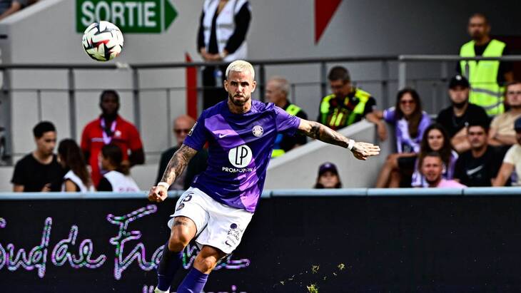 Арон Деннум